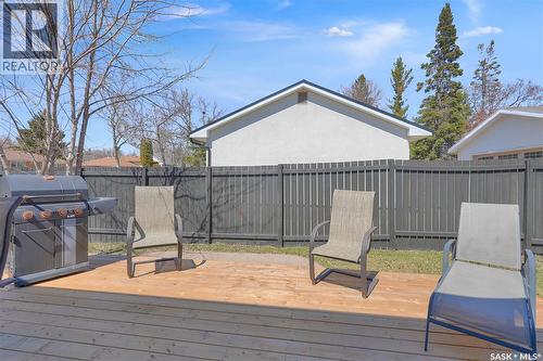 2050 Jubilee Avenue, Regina, SK - Outdoor