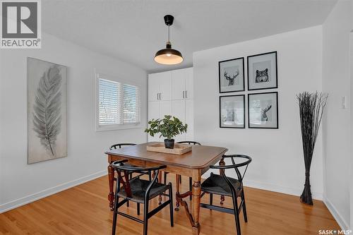 2050 Jubilee Avenue, Regina, SK - Indoor Photo Showing Dining Room