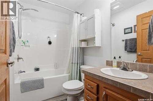 14 401 Railway Avenue E, Vanscoy, SK 
