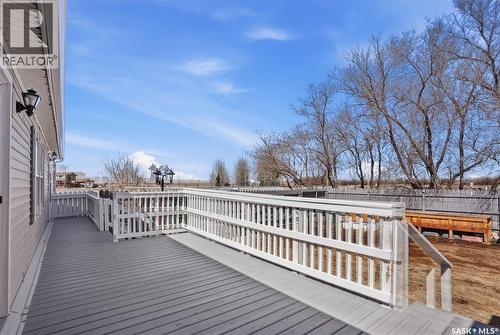 14 401 Railway Avenue E, Vanscoy, SK 