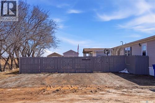 14 401 Railway Avenue E, Vanscoy, SK 