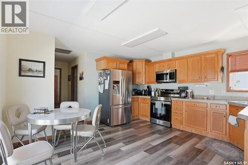 14 401 Railway Avenue E, Vanscoy, SK 