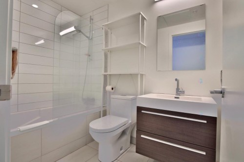 Bathroom - 1201-1155 Rue De La Montagne, Montréal (Ville-Marie), QC - Indoor Photo Showing Bathroom