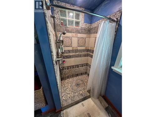 395 Boven Road, Nelson, BC - Indoor