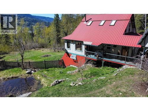 395 Boven Road, Nelson, BC - Outdoor
