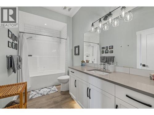 Suite - 3663 Mckinley Beach Drive, Kelowna, BC - Indoor Photo Showing Bathroom