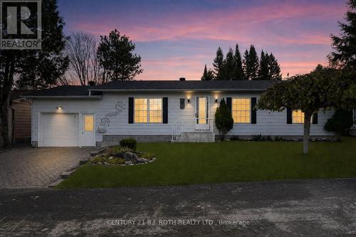 60 TAMARACK DRIVE  Oro-Medonte, ON L0L 1T0