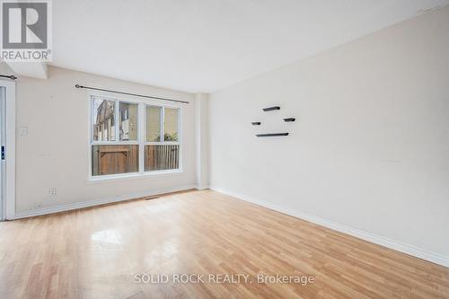 Livingroom - 332 - 332 Fleetwood Crescent, Brampton, ON - Indoor