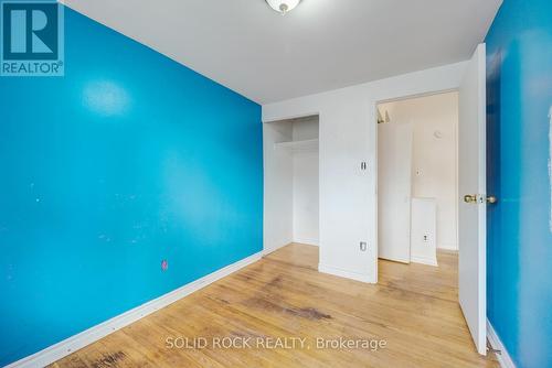 Bedroom 2 with large closet - 332 - 332 Fleetwood Crescent, Brampton, ON - Indoor Photo Showing Other Room