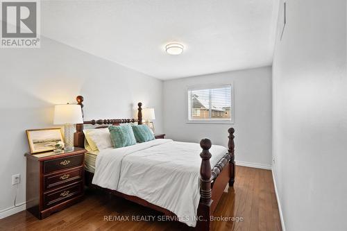 1321 Inglehart Drive, Burlington, ON - Indoor Photo Showing Bedroom