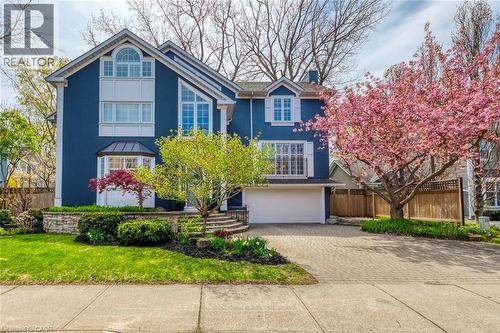 48 FORSYTHE Street  Oakville, ON L6K 3J7