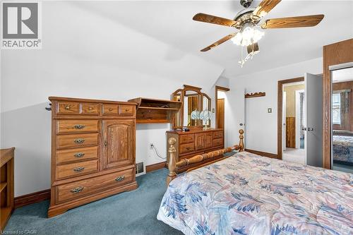 95 Empress Avenue, Hamilton, ON - Indoor Photo Showing Bedroom