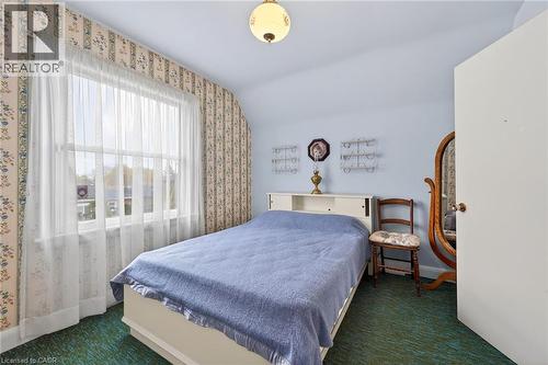 95 Empress Avenue, Hamilton, ON - Indoor Photo Showing Bedroom
