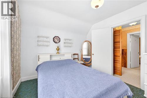 95 Empress Avenue, Hamilton, ON - Indoor Photo Showing Bedroom