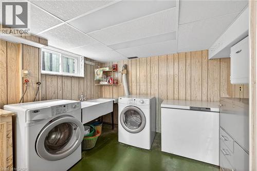 95 Empress Avenue, Hamilton, ON - Indoor Photo Showing Laundry Room