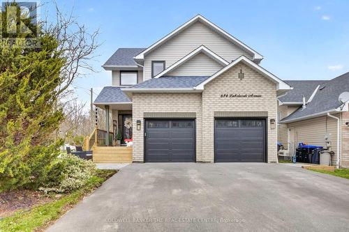 684 LAKELANDS AVENUE  Innisfil, ON L9S 4E6