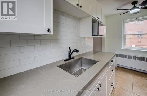 137 Emerald Street S, Hamilton, ON - Indoor Photo Showing Kitchen