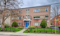 137 EMERALD STREET S Hamilton, ON L8N 2V4