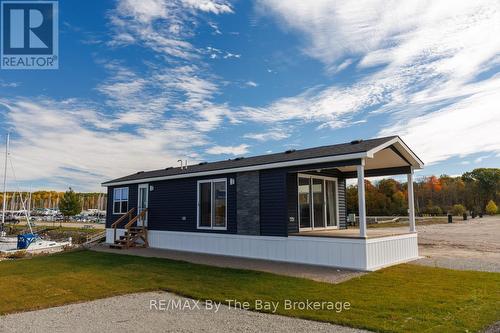 69 - 3282 OGDENS BEACH ROAD  Tay, ON L9S 2K6