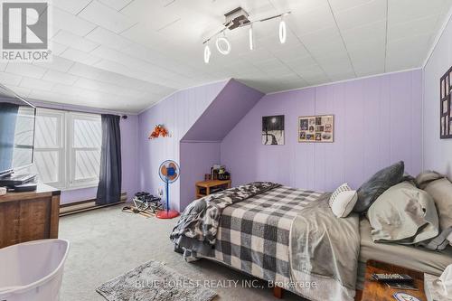 47 Devonshire Place, St. Thomas, ON - Indoor Photo Showing Bedroom