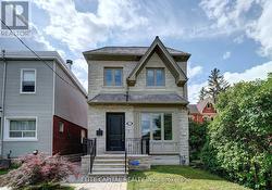 311 DAVISVILLE AVENUE Toronto, ON M4S 1H1