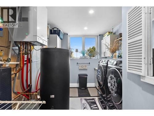 137 Eagle Point, Osoyoos, BC - Indoor Photo Showing Laundry Room
