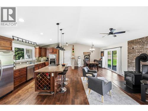 178 Range Road, Kaleden, BC - Indoor