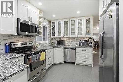 107 Deschene Avenue, Hamilton, ON - Indoor Photo Showing Kitchen With Upgraded Kitchen