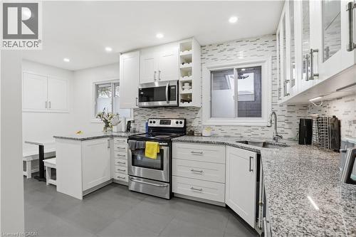 107 Deschene Avenue, Hamilton, ON - Indoor Photo Showing Kitchen With Upgraded Kitchen