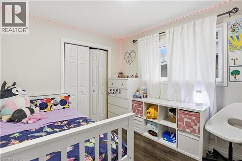 107 Deschene Avenue, Hamilton, ON - Indoor Photo Showing Bedroom