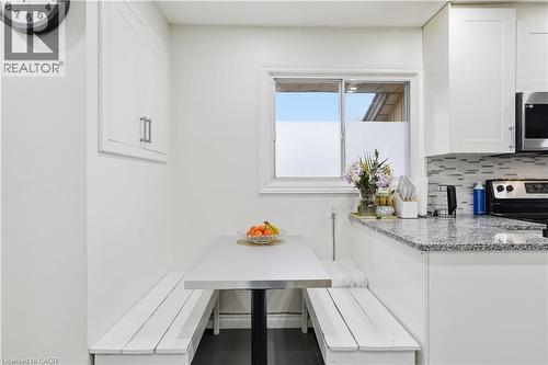 107 Deschene Avenue, Hamilton, ON - Indoor Photo Showing Kitchen