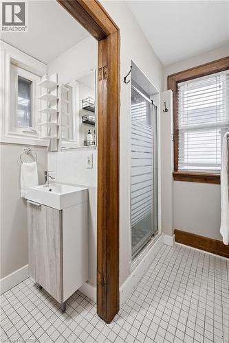 22 Dellroy Avenue, Kitchener, ON - Indoor