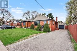 323 WILSON ROAD S Oshawa (Donevan), ON L1H 6C4