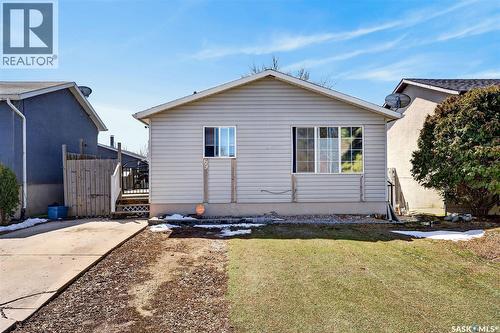 69 Mcgee Crescent, Saskatoon, SK 