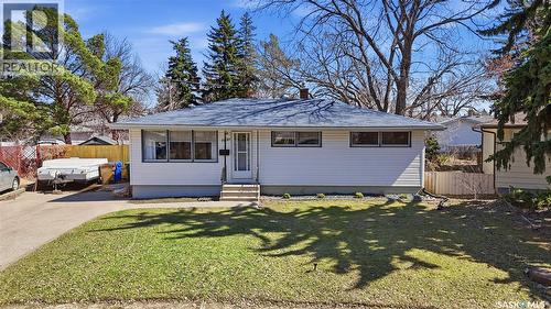 709 Inver Crescent E, Regina, SK - Outdoor