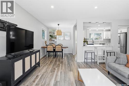 709 Inver Crescent E, Regina, SK - Indoor