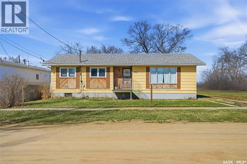 122 1St Street, Chaplin, SK - Outdoor