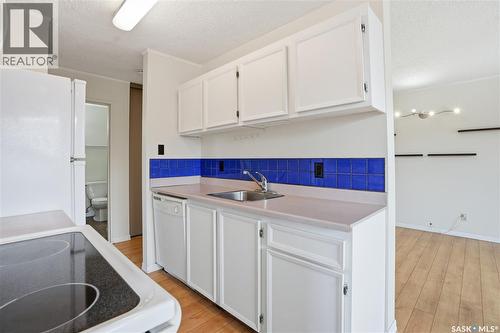 316B 4040 8Th Street E, Saskatoon, SK - Indoor Photo Showing Kitchen