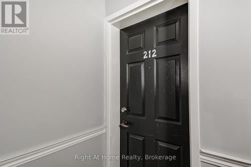 212 - 4005 Kilmer Drive, Burlington (Tansley), ON - Indoor Photo Showing Other Room