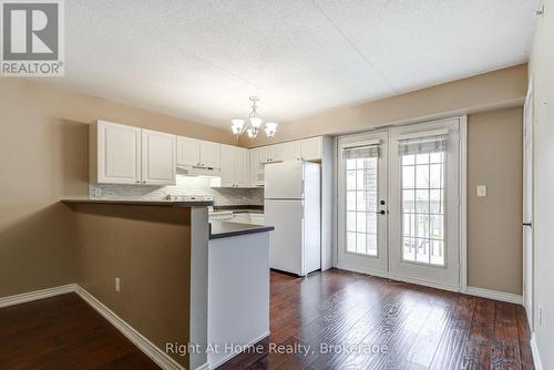 212 - 4005 Kilmer Drive, Burlington (Tansley), ON - Indoor Photo Showing Kitchen