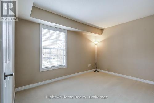 2nd bedroom - 212 - 4005 Kilmer Drive, Burlington (Tansley), ON - Indoor Photo Showing Other Room
