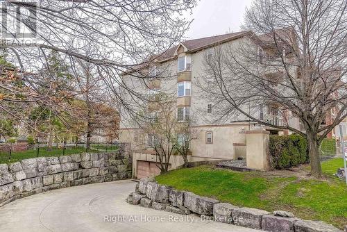 212 - 4005 Kilmer Drive, Burlington (Tansley), ON - Outdoor