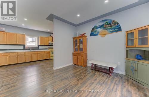 138 Courtland Avenue E, Kitchener, ON - Indoor