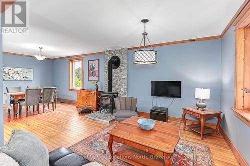5576 Concession Rd 6, Clearview, ON - Indoor
