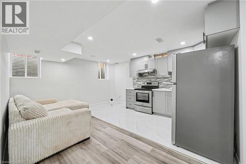 24 Derby Drive, Caledonia, ON - Indoor