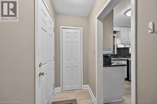 419 East 42Nd Street, Hamilton, ON - Indoor Photo Showing Other Room