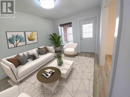 1504 King Street E, Hamilton, ON - Indoor Photo Showing Living Room