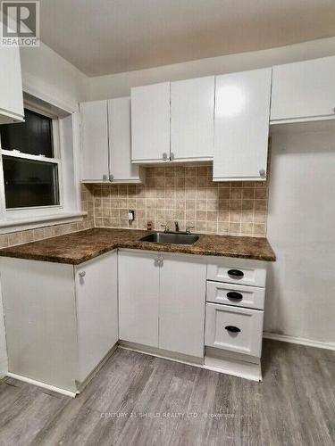 Unit 4 - 619 Ridley Avenue, Cornwall, ON - Indoor Photo Showing Kitchen