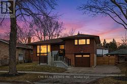 39 EARLTON ROAD Toronto, ON M1T 2R4