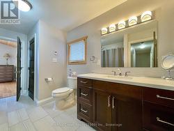 4 pc Ensuite - 